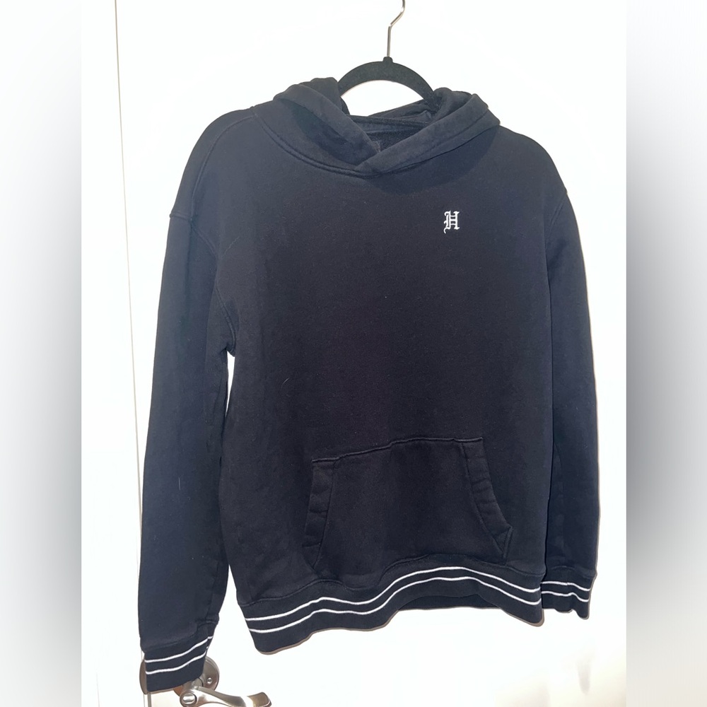 Hollister black hoodie with hood detail Small.